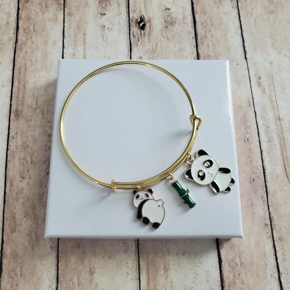 Gold Panda Charm Bracelet, Wildlife Jewelry - Picture 8 of 10